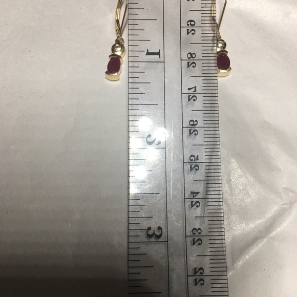 14K yellow gold diamonds ruby earrings